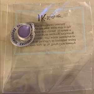 JK by Thirty One Encourage charm (1 charm)